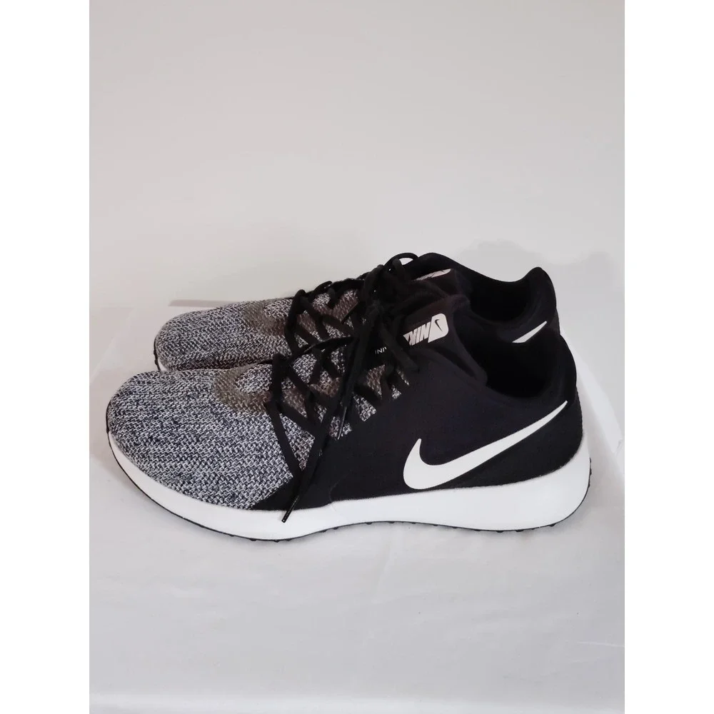 Nike Varsity Compete TR 3 Men 14 Black Gray Knit Training Athletic Sneakers EUC